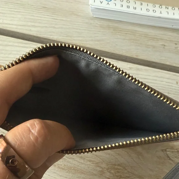 Fossil Blush and Gray Leather Wristlet - Picture 3 of 6